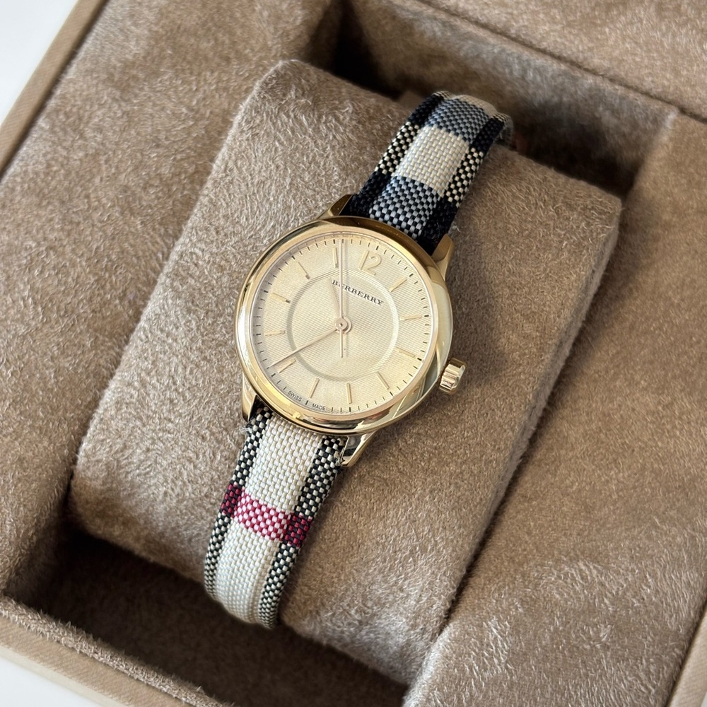 Burberry Women’s Swiss Honey Check Watch BU10201 - Picture 4 of 7